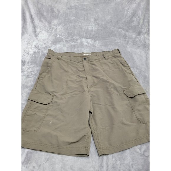 Wrangler Shorts Men's 42 Cargo Nylon Outdoors Lightweight‎ - Picture 1 of 7